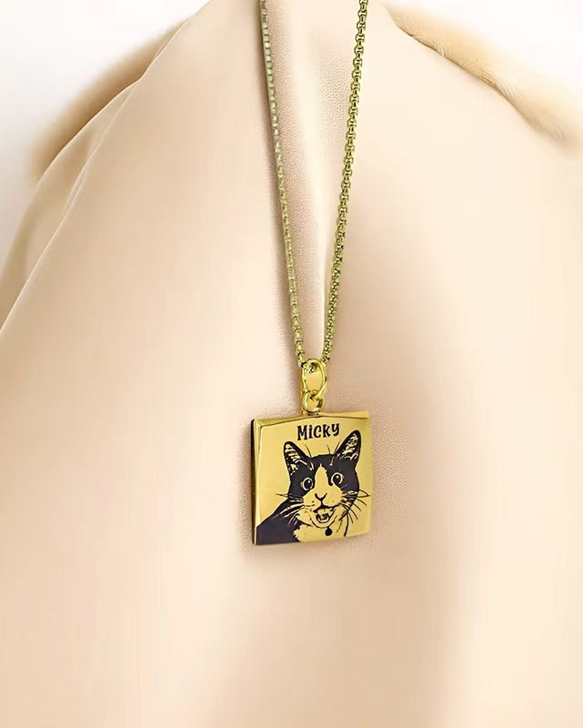 Custom Pet Portrait Necklace - Personalized accessories for Pet Lovers