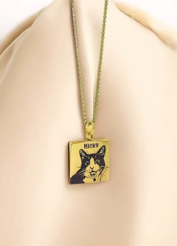 Custom Pet Portrait Necklace - Personalized accessories for Pet Lovers