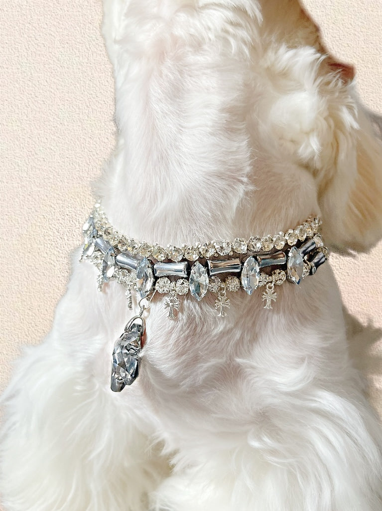 Pet Necklace for Cats and Dogs – Stylish Accessories for Pets